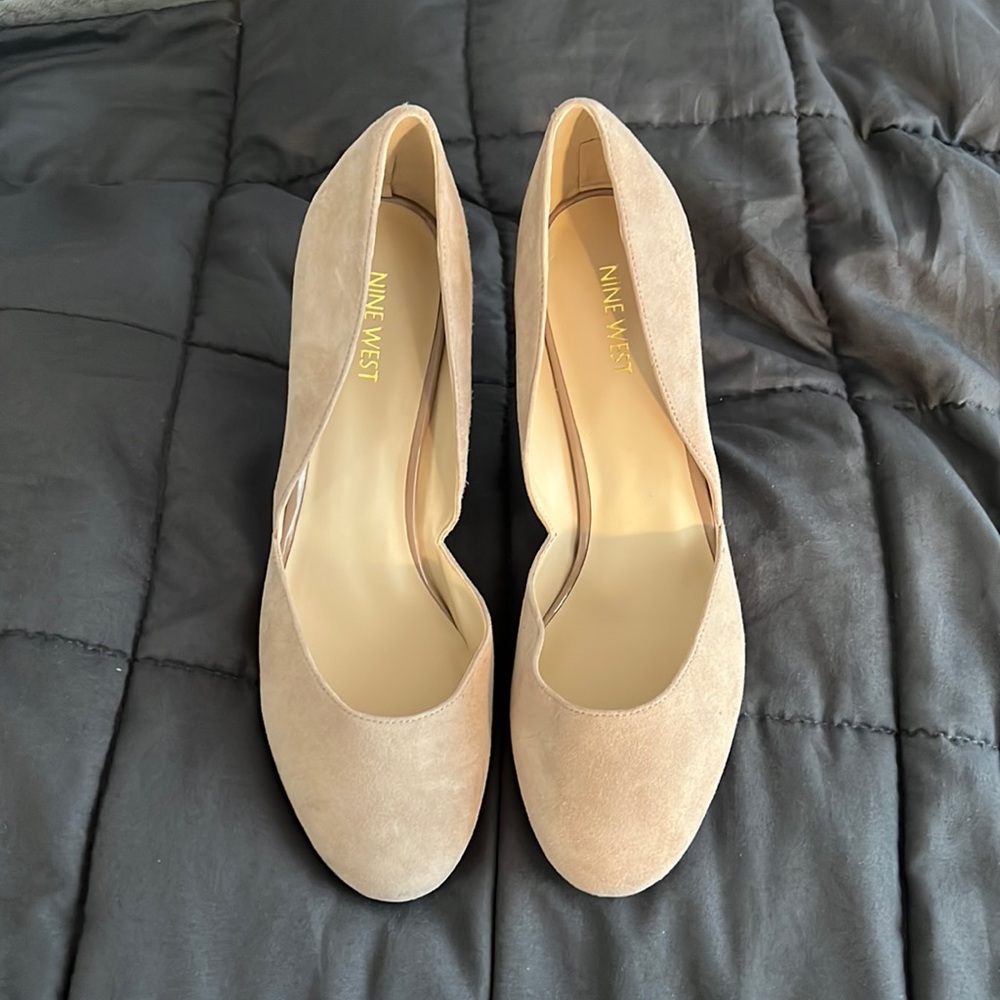 Nine West suede tan heels